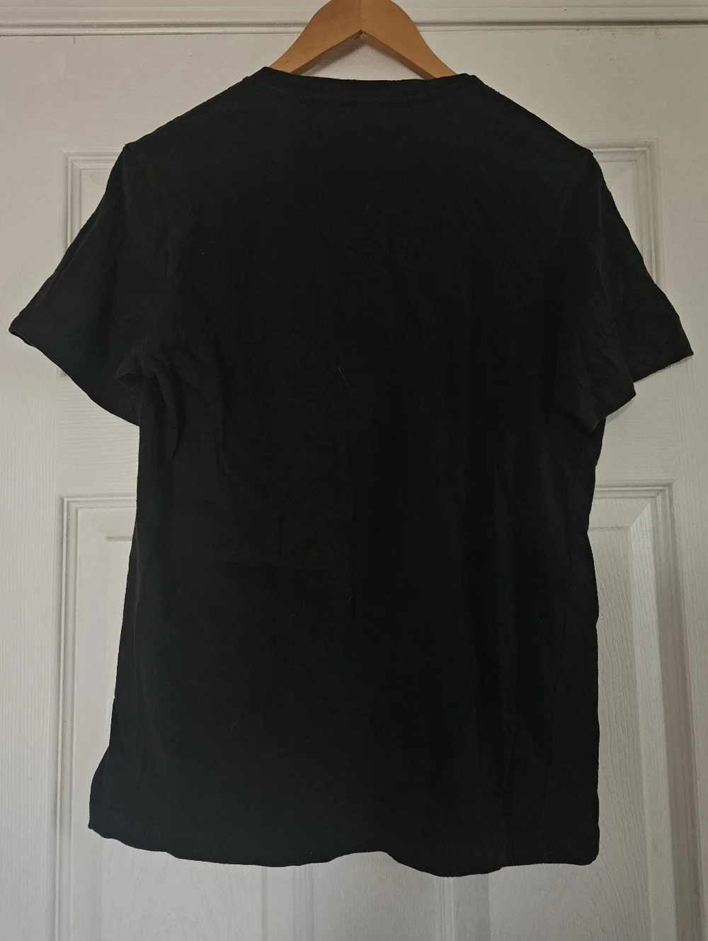 True Religion Black Short-Sleeve Tee with Red Logo Graphic Small